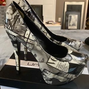 Liliana Black and White pumps